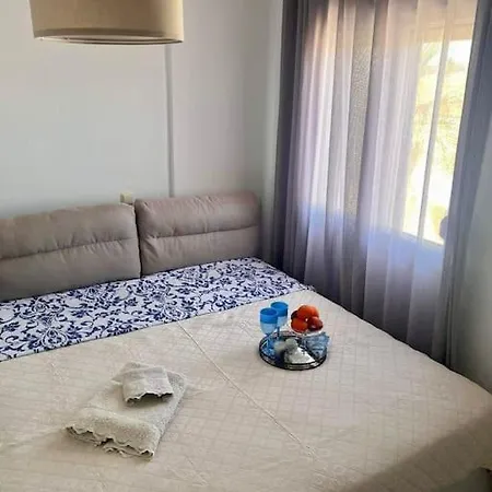 Anna's Summer House بيت للعطل